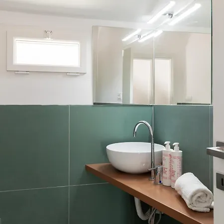 Romantic With Terrace By Wonderful Italy 아파트 *