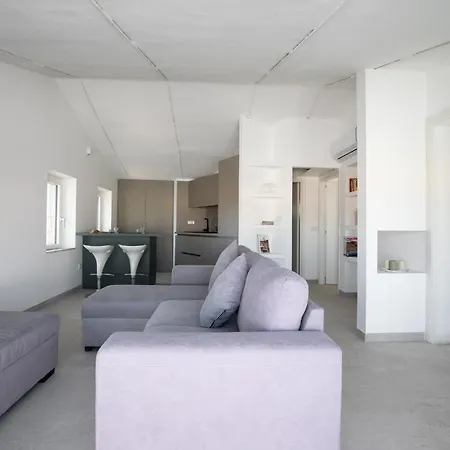 아파트 Romantic With Terrace By Wonderful Italy 올비아